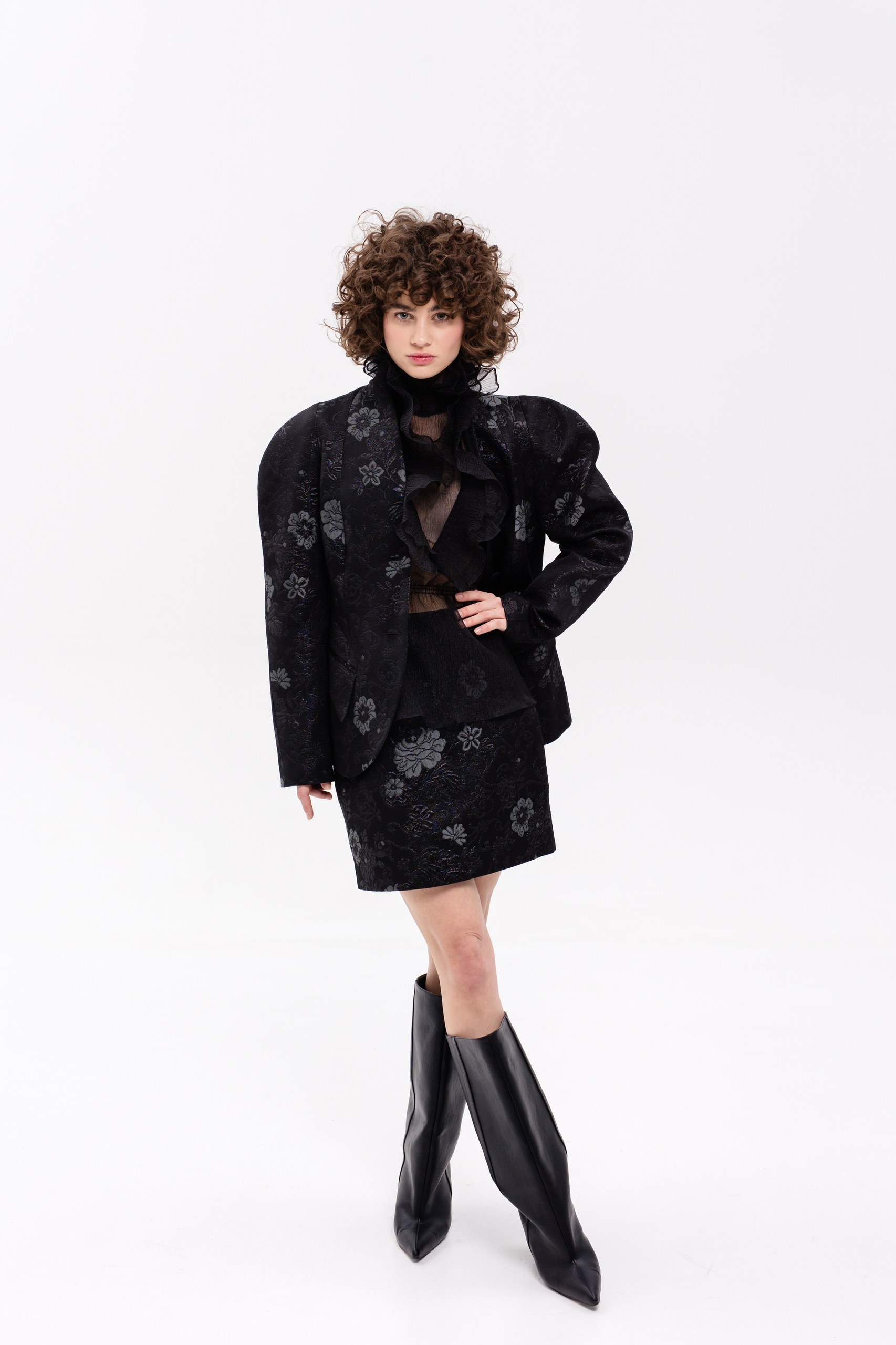 Юбка жаккард /черная/