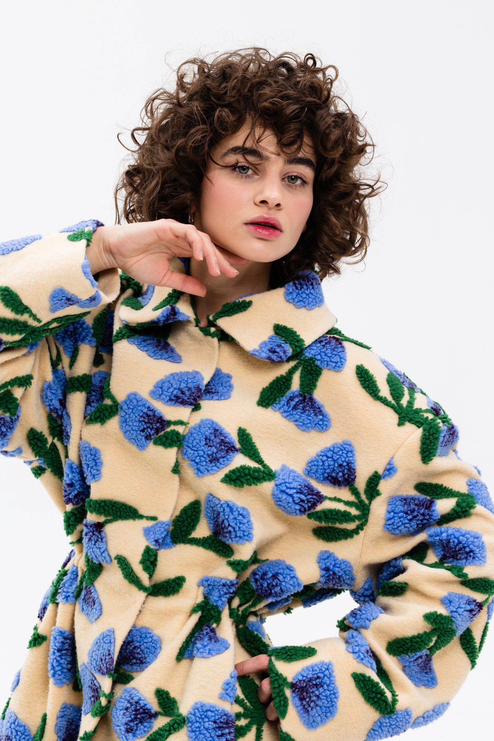 Пальто демисезонное Цветы синие /кулиска